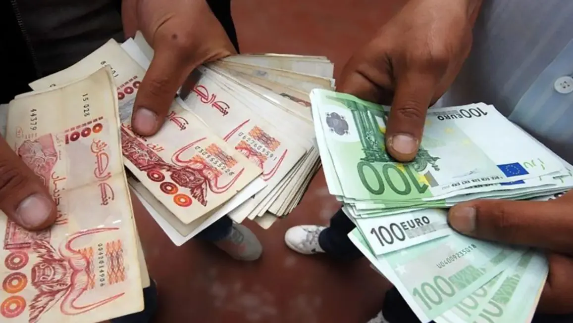 Taux de change du dinar en banque et au marché noir ce 20 septembre
