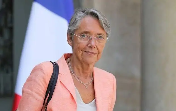 Algérie – France : Elisabeth Borne attendue à Alger avec 16 ministres