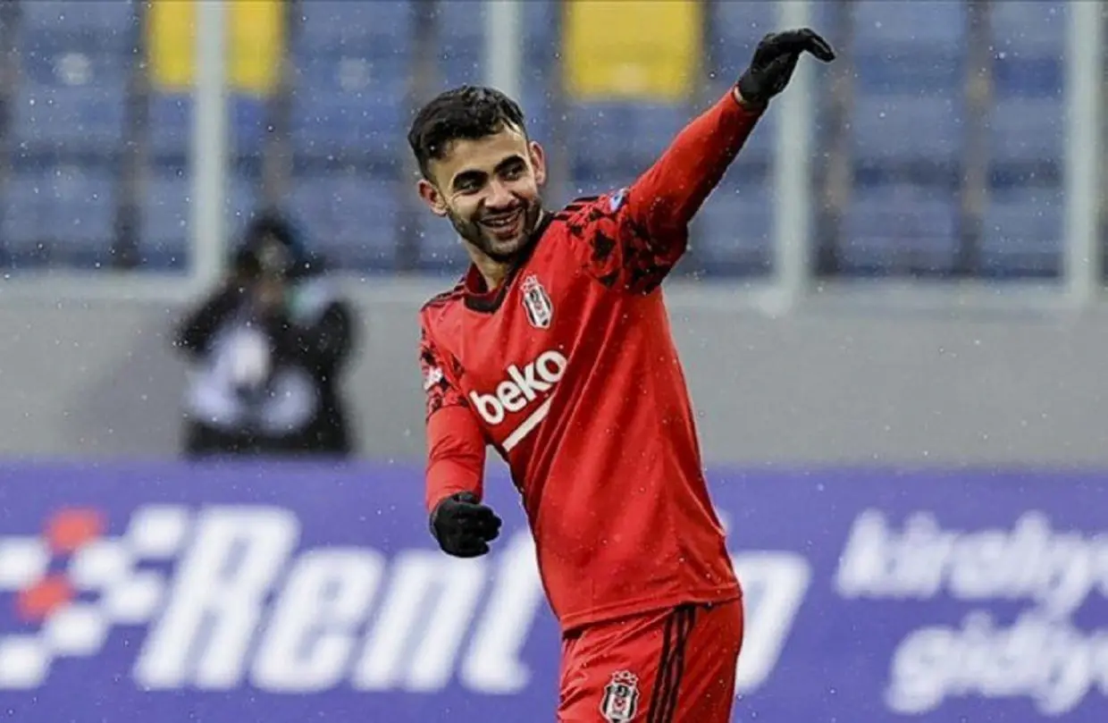 Equipe d’Algérie : Ghezzal risque de rater le prochain stage