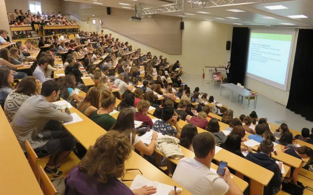 Rentrée 2022 en France : hausse du nombre d&rsquo;étudiants algériens