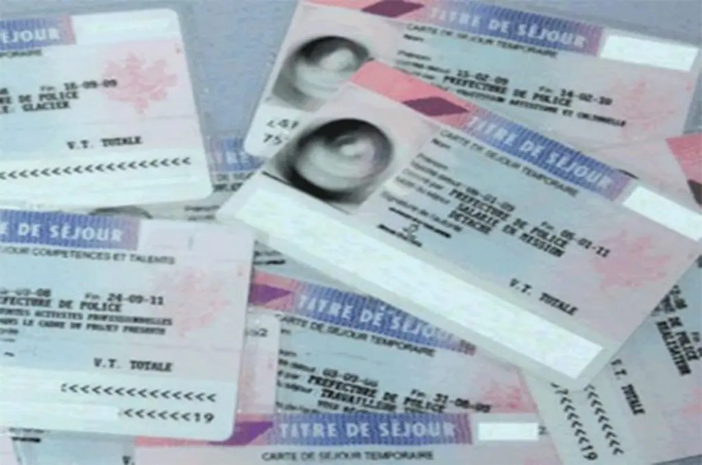 France : un couple algérien se déchire pour un titre de séjour