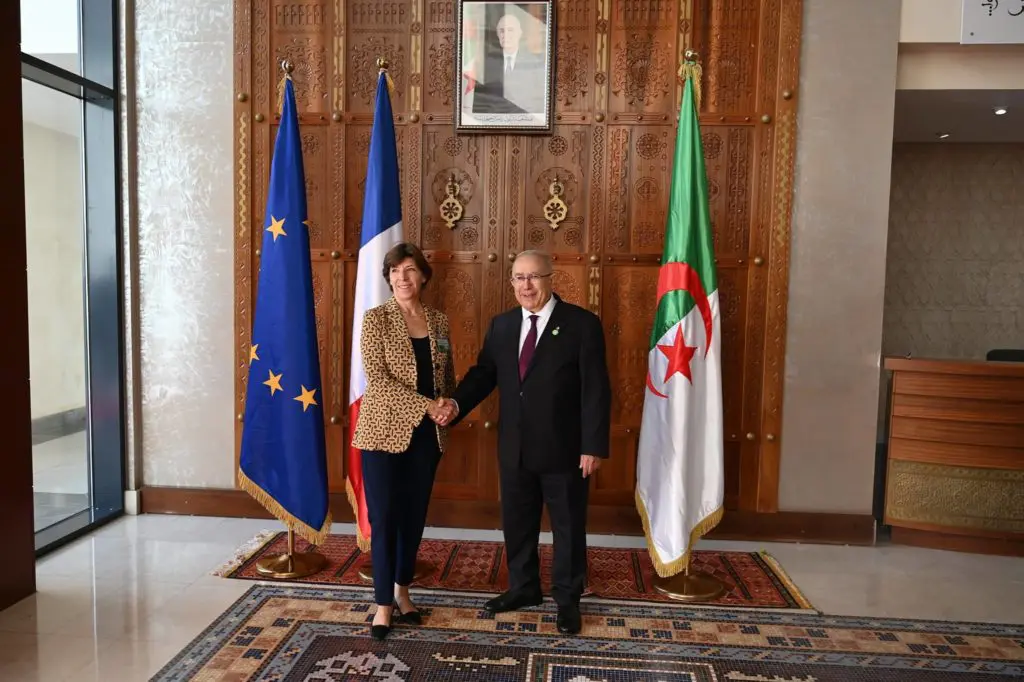 Relations Algérie – France : tête à tête entre Lamamra et Colonna