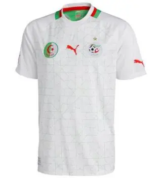 Le maillot domicile de l'équipe d'Algérie de 2012 à 2014