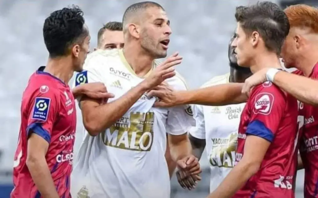 Victime d&rsquo;insulte raciste, Slimani se dit fier « d&rsquo;être Algérien »