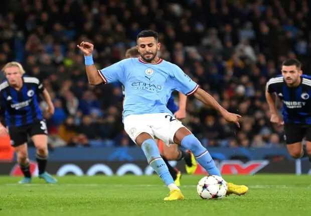 Man City : nouvelle distinction personnelle pour Mahrez