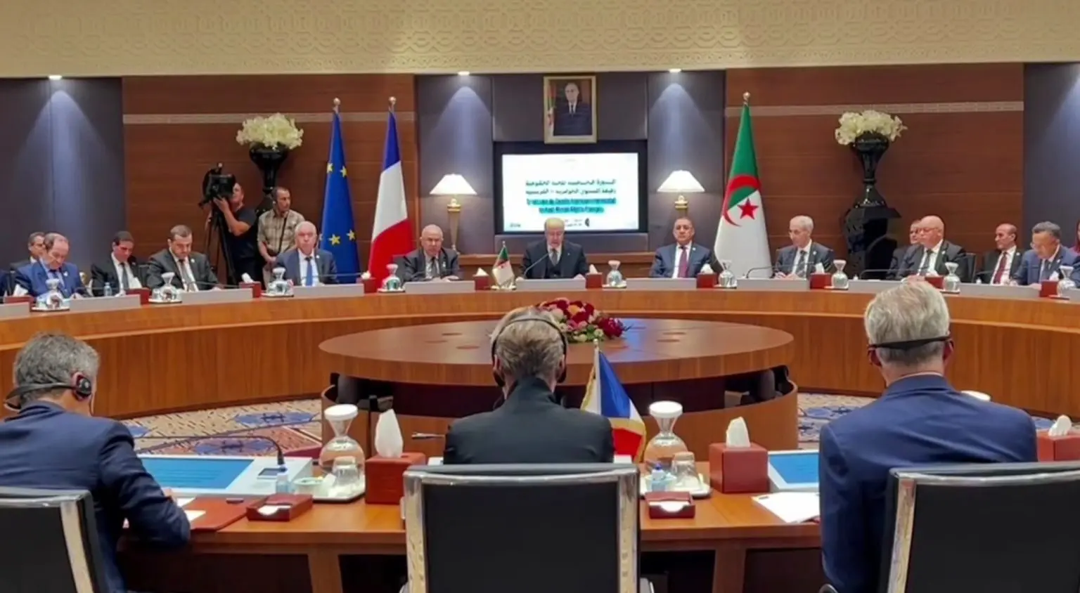 Algérie – France : le premier ministre évoque le dossier des visas