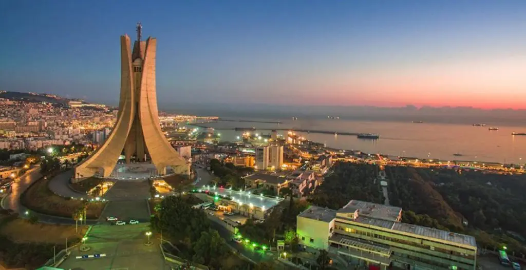 Tourisme : une Tunisienne séduite par la beauté d’Alger