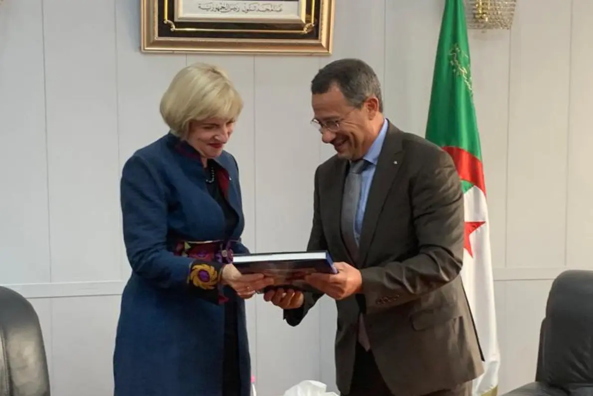 Algérie – USA : le ministre Rekhroukh reçoit l’ambassadrice américaine