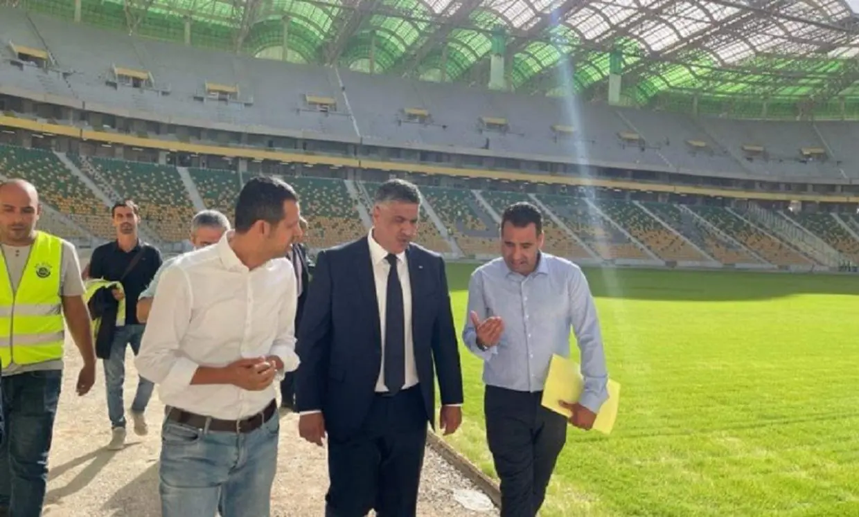 Nouveaux stades en Algérie : la bonne nouvelle du ministre Belaribi