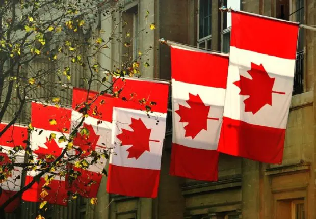 Travail des étudiants étrangers : le Canada apporte des changements