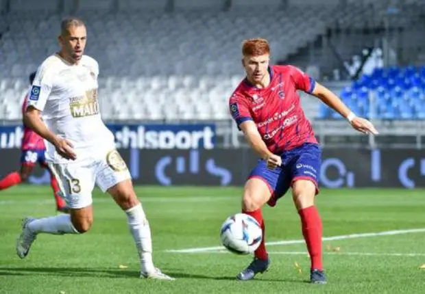 Stade Brestois : Slimani victime de racisme à Clermont-Ferrand