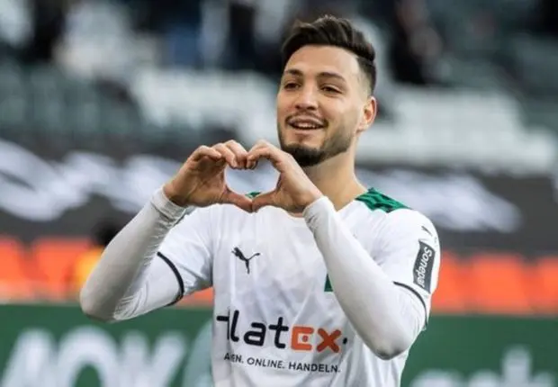 Allemagne : Bensebaini, vers un départ gratuit l&rsquo;été prochain ?