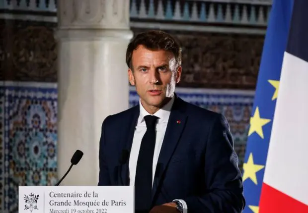 France : « On peut être Français et musulman » (Macron)