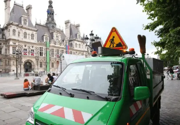 France : les Algériens occupent des métiers « essentiels » en tension