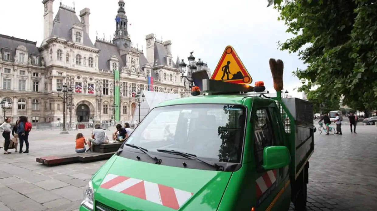 France : les Algériens occupent des métiers « essentiels » en tension
