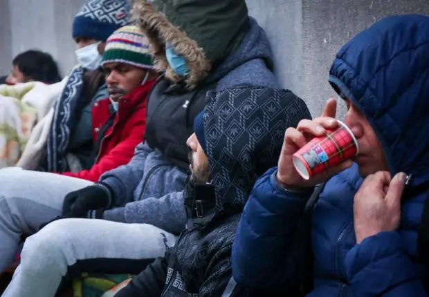 France : appel collectif pour la régularisation des sans papiers