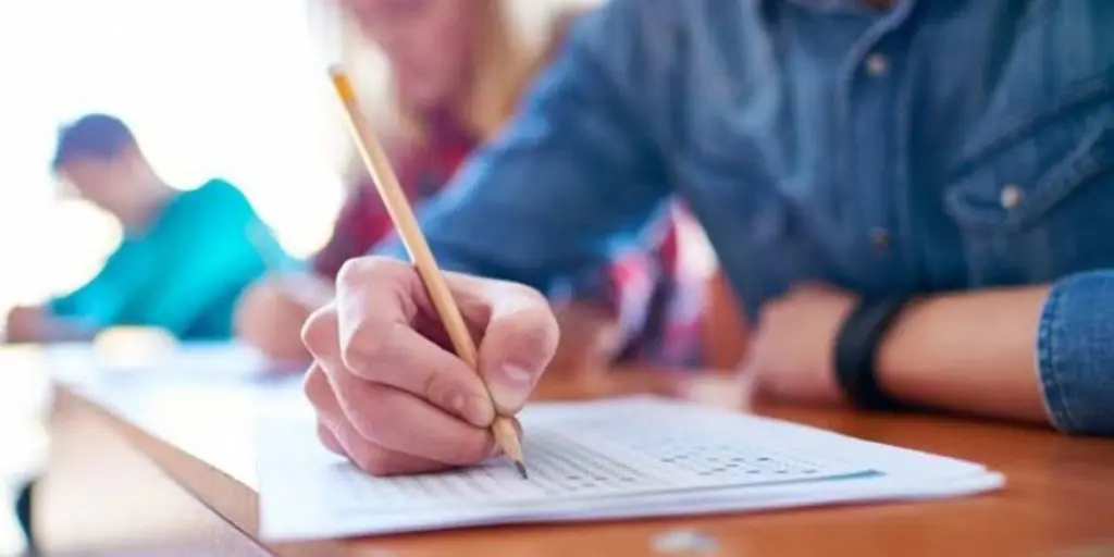 BEM et BAC 2023 en Algérie : le ministère fixe les dates d’inscription