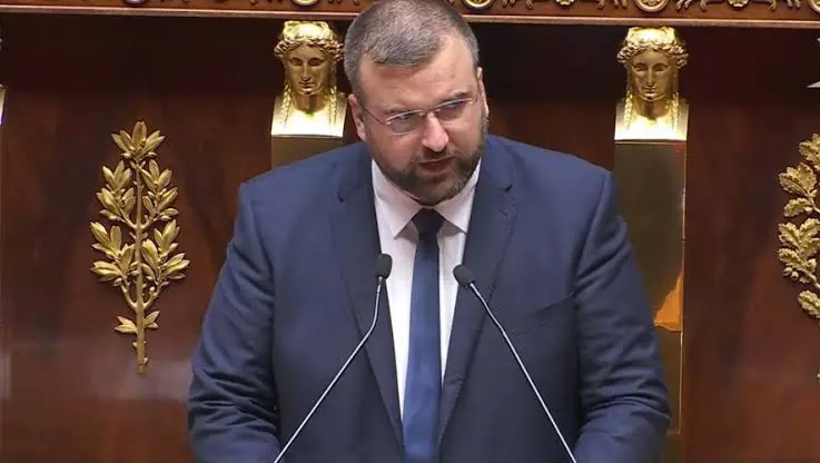 France : l’élu du RN sanctionné pour ses propos racistes à l’Assemblée
