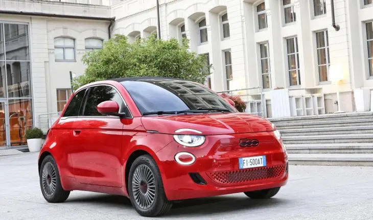 Fiat 500 rouge