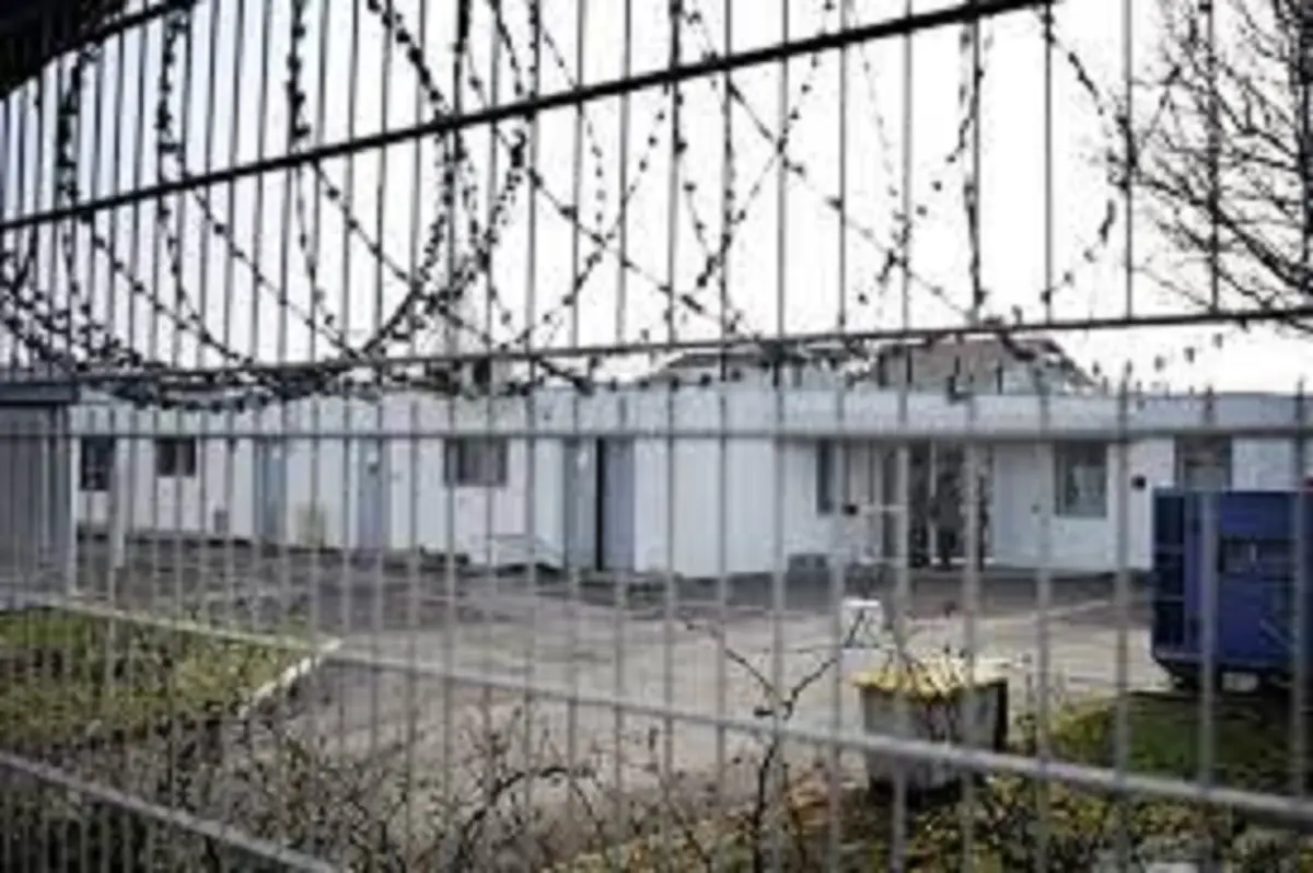 Évasion au CRA d’Oissel : un Algérien retrouvé et condamné en France