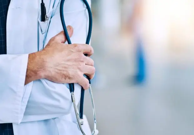 Statuts des corps médical et paramédical : Importantes décisions de Tebboune