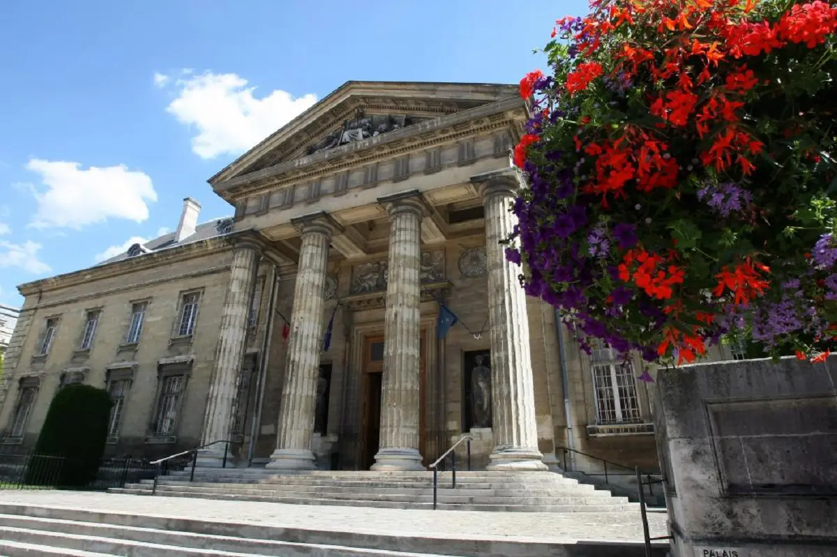 France : à 21 ans, un sans papiers algérien déjà condamné 8 fois