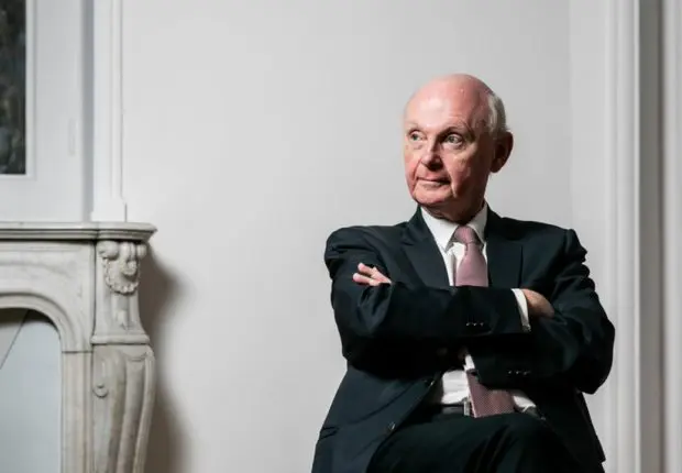 Immigration en France : vers un permis à points pour les étrangers ?