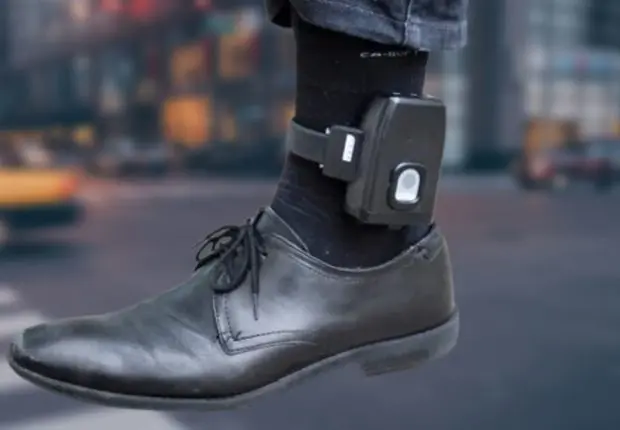 Justice : l’Algérie fabriquera-t-elle des bracelets électroniques ?