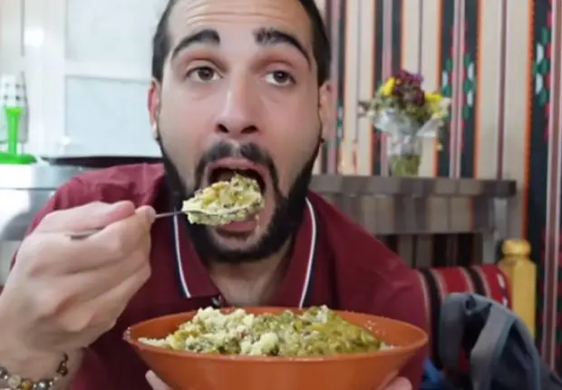 Voyager en Algérie : Ben N’co teste le couscous de Touggourt