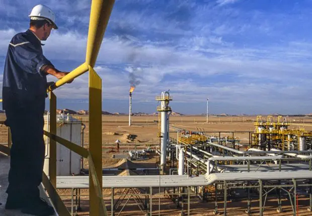 Les prix du pétrole vont-ils connaître une hausse ? Un expert algérien répond