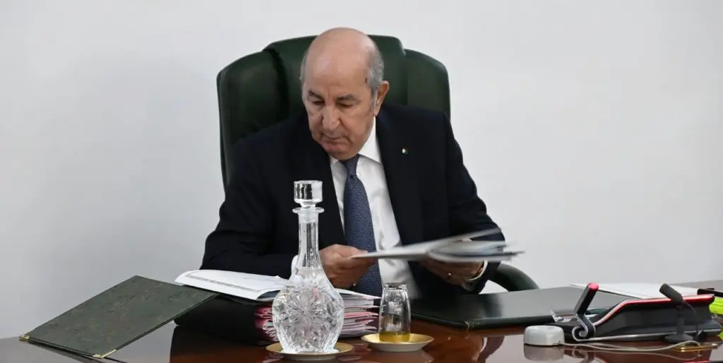 Accès et qualité Internet en Algérie : importance d’utiliser les satellites (Tebboune)