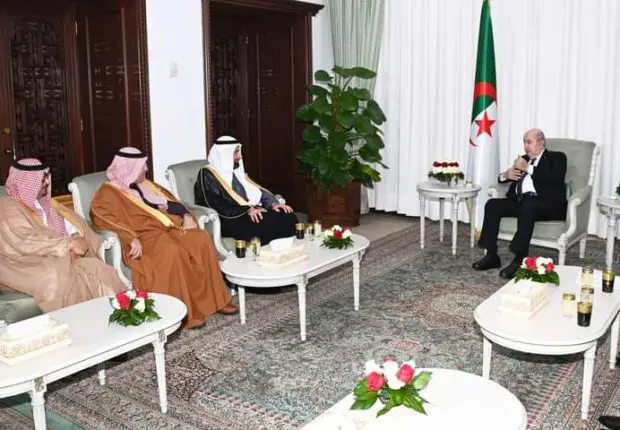 Tebboune reçoit le ministre saoudien du Hadj et de la Omra
