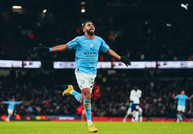 Manchester City : de neutre à brillant, Mahrez dévoile son secret