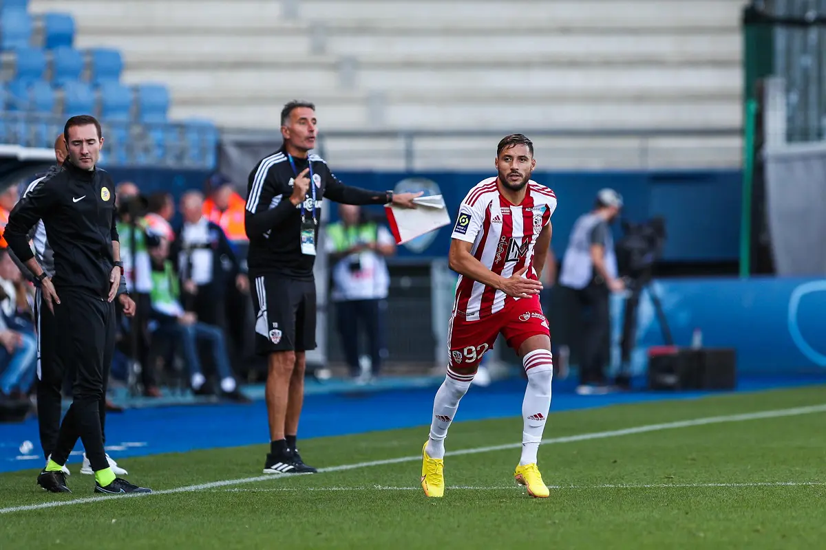 Ligue 1 française : Belaïli se livre et évoque son avenir