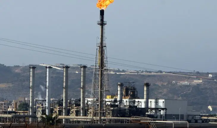 champs de pétrole en Algérie