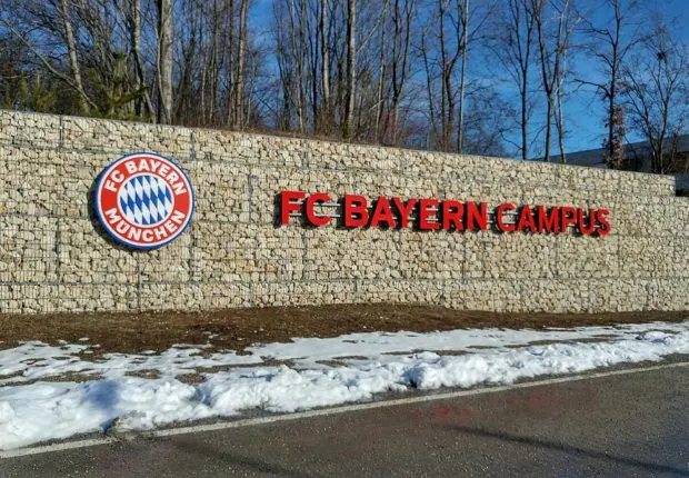 Équipe d’Algérie: un algérien assure et prolonge avec le Bayern Munich