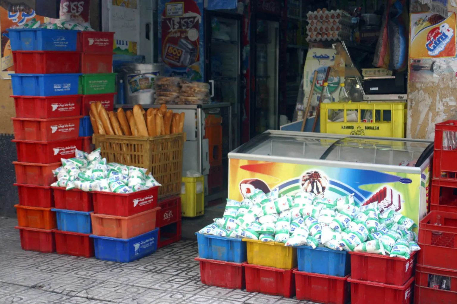 Aïd el-Fitr 2024 : plus de 51.000 commerçants devront assurer la permanence