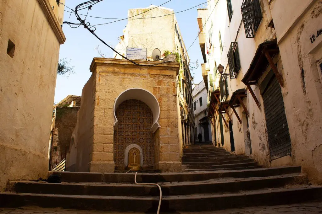 Destinations touristiques pas chères: Alger dans le Top 10 de Skyscanner