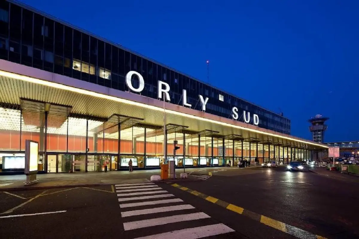 Vol France-Algérie: l’aéroport de Paris-Orly veut limiter ses liaisons