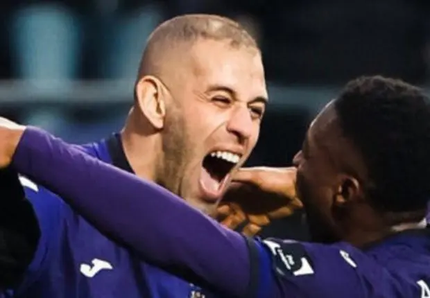 Belgique : Slimani ouvre son compteur but avec Anderlecht (vidéo)
