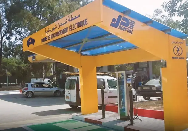 Voitures électriques : installation de bornes de recharge dans 4 nouvelles wilayas