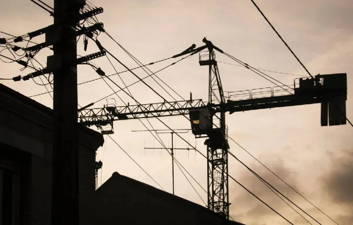 Mort d’un ouvrier algérien sur un chantier : 7 hommes jugés en France