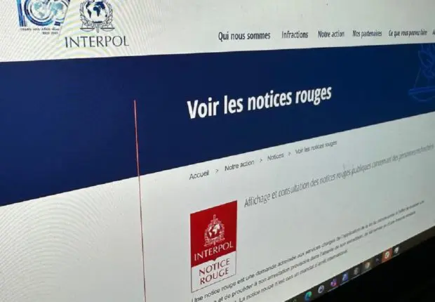 Une Franco-Algérienne recherchée à tort par Interpol pendant 10 ans
