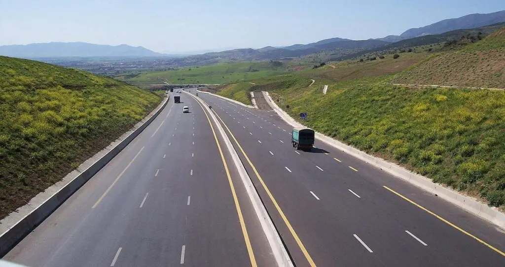 Fermeture temporaire d&rsquo;un tronçon de l&rsquo;autoroute Est-Ouest