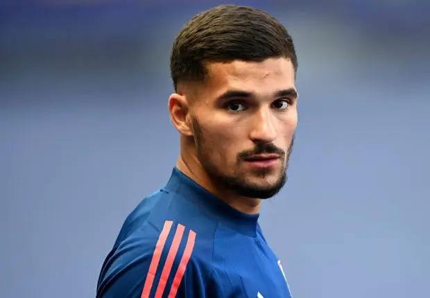Annoncé sur le départ de Lyon : Aouar répond sèchement aux rumeurs