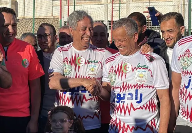 Après un match avec Belloumi, le chercheur algérien Belgacem Haba honoré à Mascara