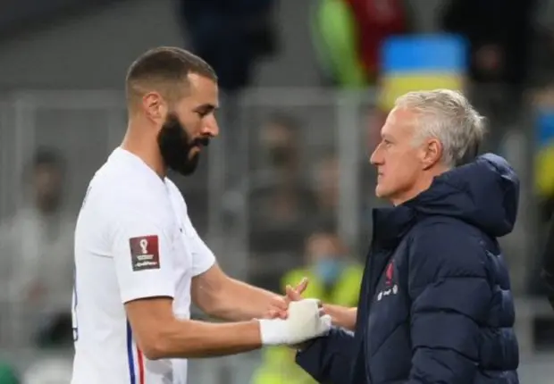 « Tu es un grand menteur » : le torchon brûle entre Benzema et Deschamps