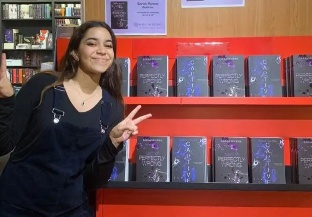 À seulement 24 ans, l&rsquo;Algérienne Sarah Rivens devient l&rsquo;écrivaine la plus lue au monde