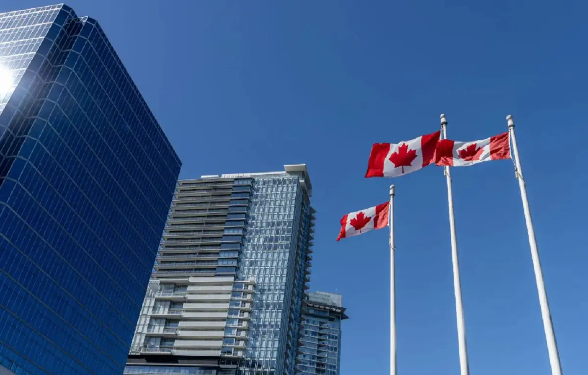 Immigration : le Canada annonce la prolongation des permis de travail postdiplômes