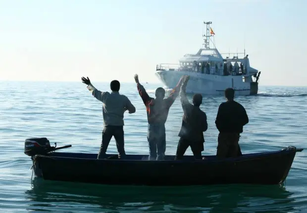 Ils opéraient via TikTok : un faux réseau de « Harragas » détourne plus de 230 millions de centimes